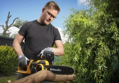 Nejlepší aku pila: Jak si vybrat tu správnou do své dílny