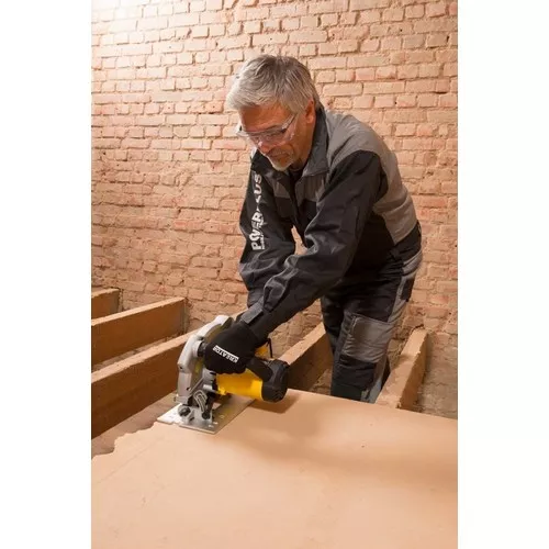 Okružní pila 1 800 W - 210mm Powerplus POWX0550