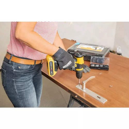 Aku šroubovák / vrtačka s příklepem 20V Powerplus POWXB10060