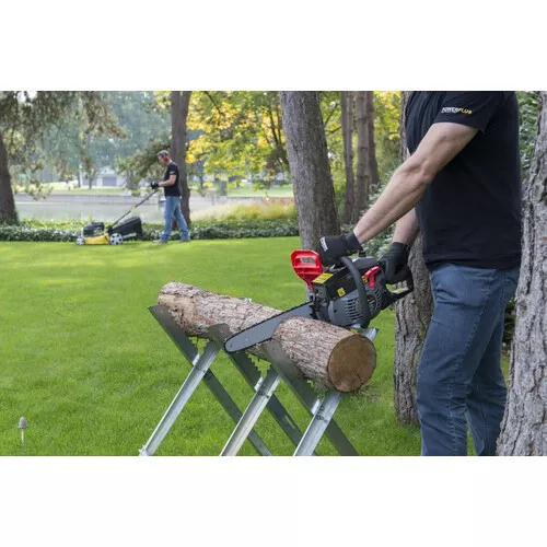 Benzinová řetězová pila 37,2 cc 350mm Powerplus POWEG2010