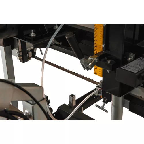 Kmenová pásová elektrická pila LUMAG BSW66 400V