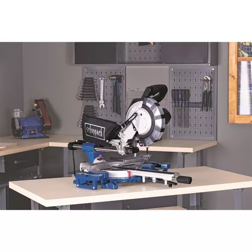 Scheppach HM 216 SPX pokosová pila s potahem a laserem + 2. kotouč