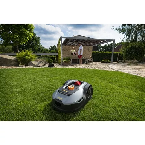 Riwall PRO RRM 650 APP robotická akumulátorová sekačka 600 m2 s možností ovládání přes WiFi nebo Bluetooth