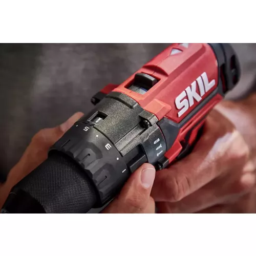 Šroubovák vrtací s příklepem Aku SKIL 3020CA