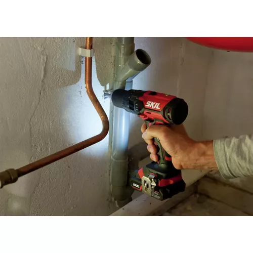 Šroubovák vrtací s příklepem Aku SKIL 3018HA