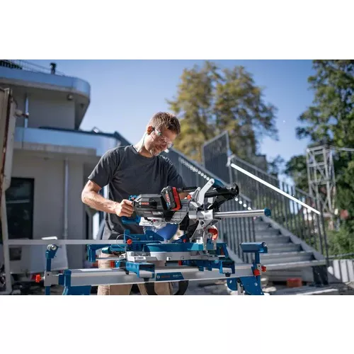 Akumulátorová pokosová pila BITURBO GCM 18V-216 DC BOSCH 0601B47000