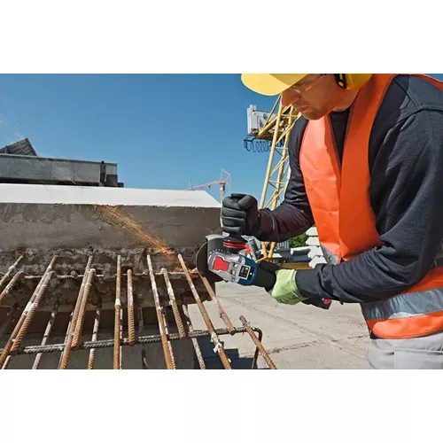 Akumulátorová úhlová bruska s X-LOCK GWX 18V-10 SC BOSCH 06017B0400