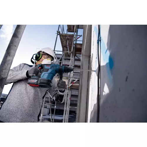 Akumulátorové vrtací kladivo BITURBO s SDS plus GBH 18V-34 CF BOSCH 0611914021