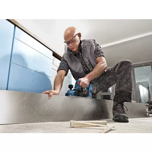 Akumulátorový hoblík GHO 18V-LI BOSCH 06015A0300