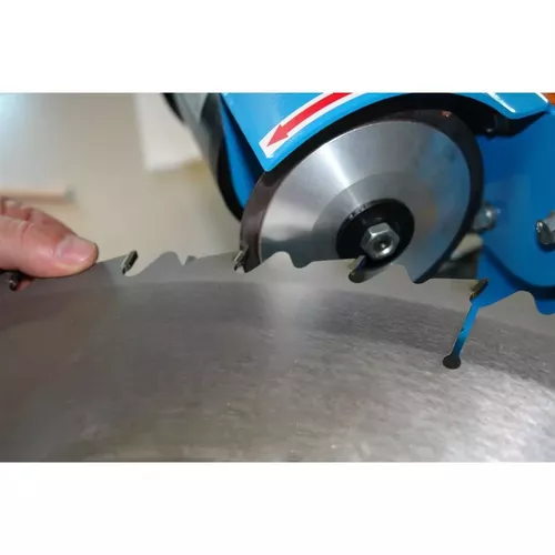 OSTŘIČKA PILOVÝCH KOTOUČŮ GSS 700 P Güde 94220