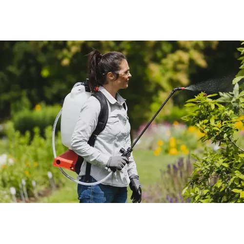 Zádový akumulátorový postřikovač SOLO 441