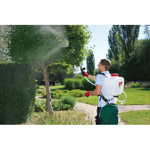 Zádový pístový postřikovač SOLO 425 Classic