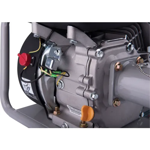 Zhutňovač betonu TOTAL TP630-2E