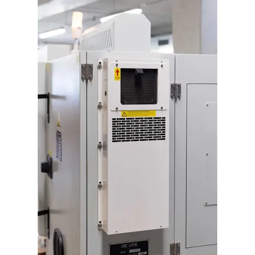 CNC soustruh Numco CK 6140 × 1000 s manuálním sklíčidlem CNC7602005