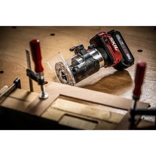 Horní frézka „BL“ Aku SKIL 3170CA