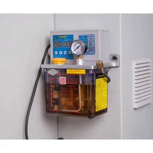 Proma FNK-750 Servo - Univerzální nástrojová kombinovaná frézka