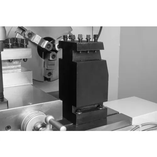 Proma SPI-1000 - Soustruh na kov s digitálním odměřováním