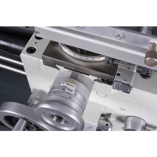 Proma SPC-900PA - Soustruh na kov s digitálním odměřováním