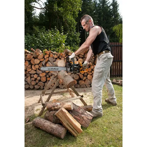 Riwall PRO RPCS 5545 řetězová pila s benzinovým motorem 54 ccm