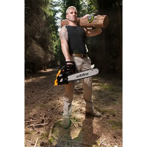 Riwall PRO RPCS 5545 řetězová pila s benzinovým motorem 54 ccm